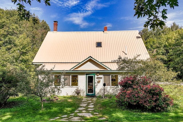 view of front facade with metal roof