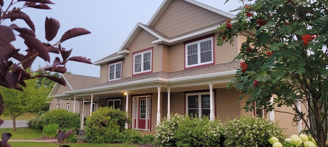 view of front facade featuring a porch