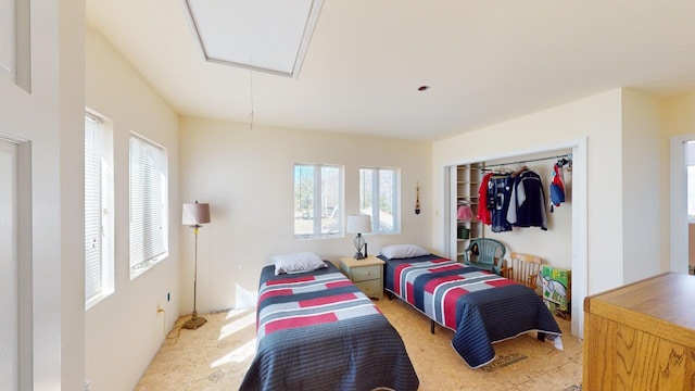 bedroom featuring a closet