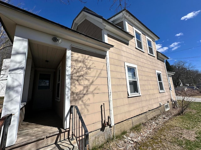 view of home's exterior