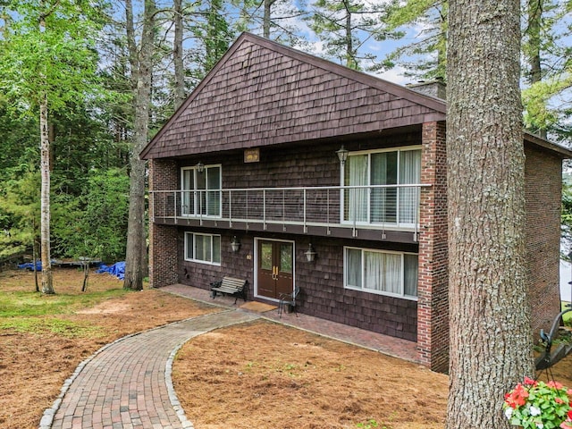 view of front of property with a patio