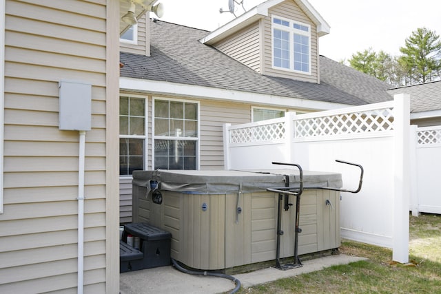 view of patio featuring a hot tub