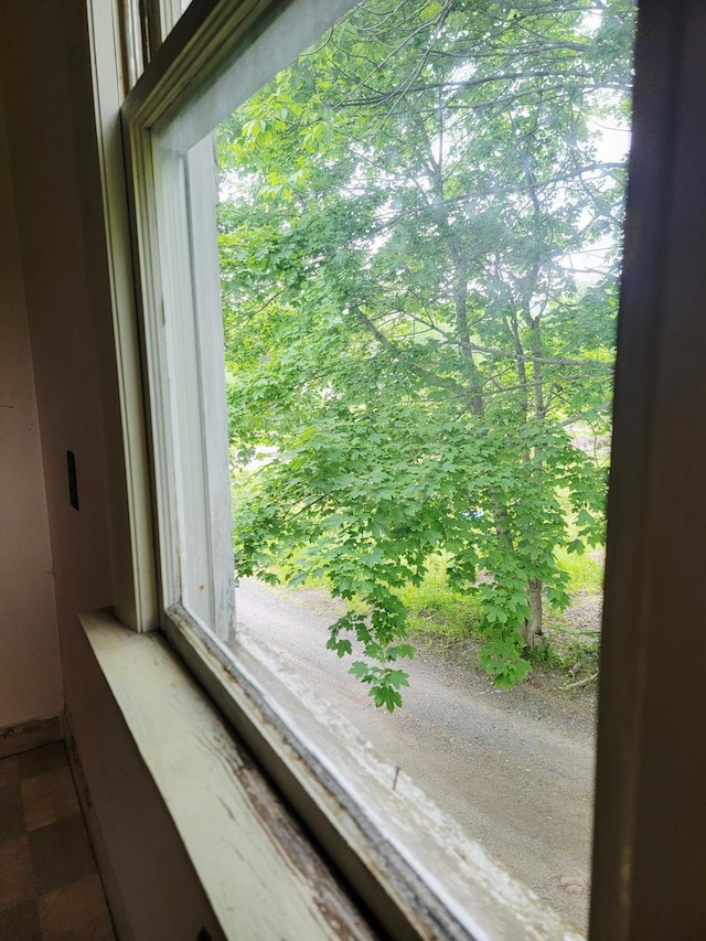 17 Otter Creek Dr, Mount Desert, ME 04660 - detailed view of baseboards