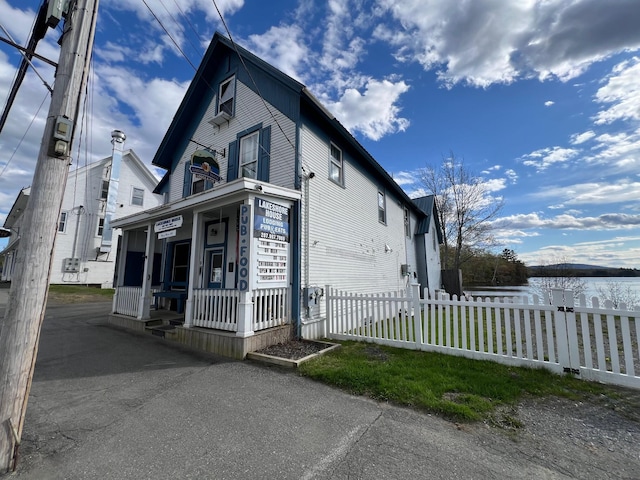 9 Tenney Hill Rd, Monson, ME 04464 - view of front facade