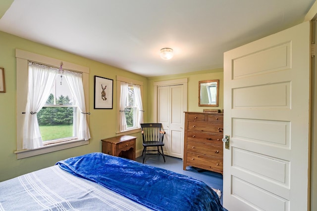 bedroom featuring a closet