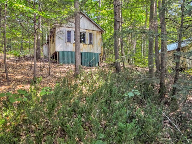 view of shed / structure