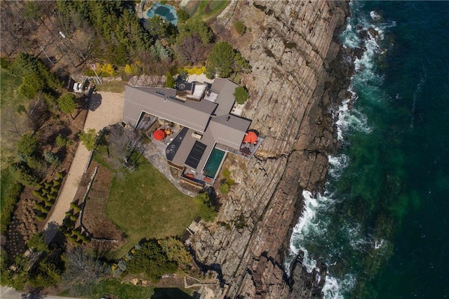 bird's eye view featuring a water view