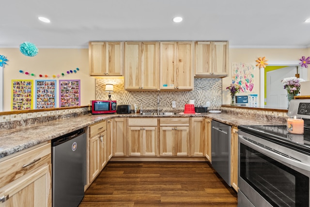 kitchen with dark hardwood / wood-style floors, stainless steel appliances, ornamental molding, sink, and light brown cabinets