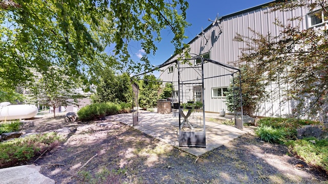 view of yard with a patio area