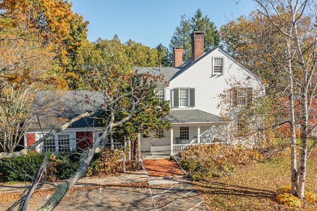 view of front of home featuring a porch