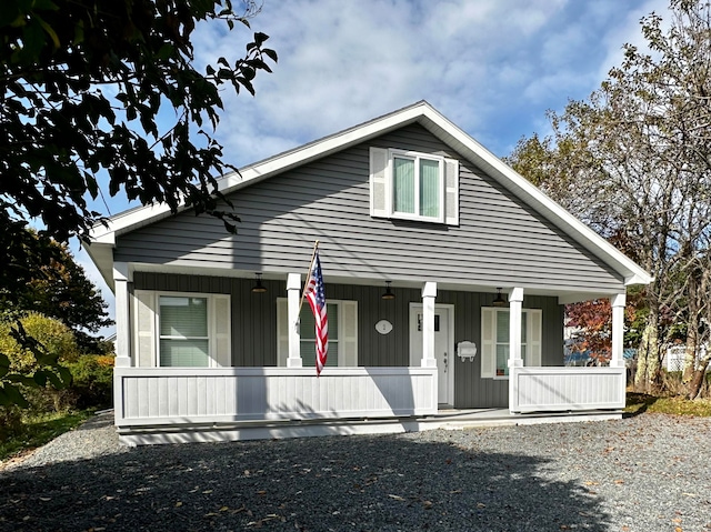 view of front of house featuring covered porch