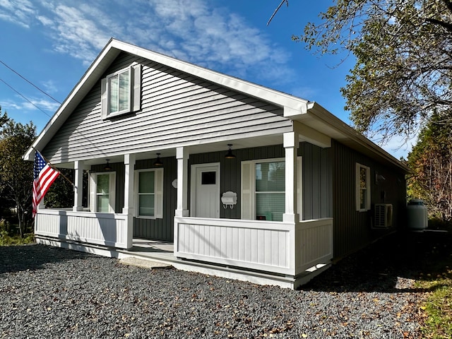 view of front of home with covered porch