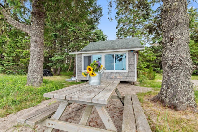 view of outbuilding