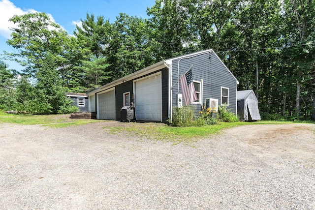 view of detached garage