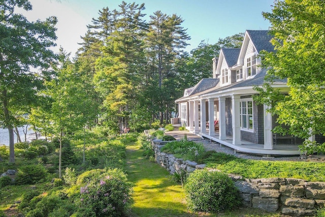 view of yard with a patio