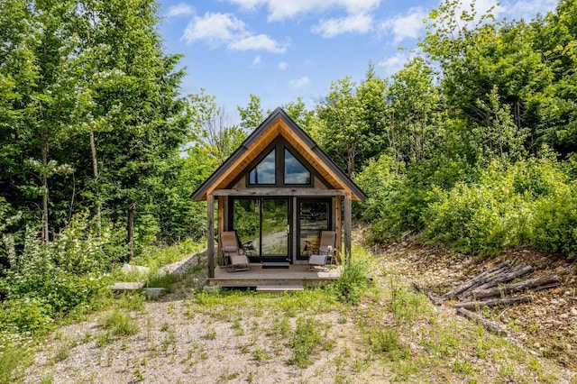 view of outbuilding