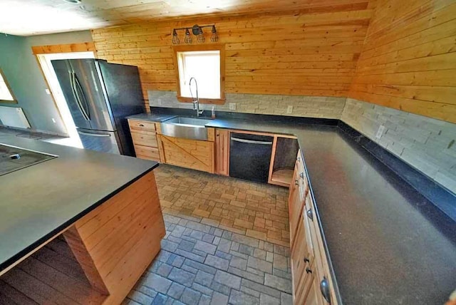 112 Mcdonald Rd, Littleton, ME 04730 - photo 24