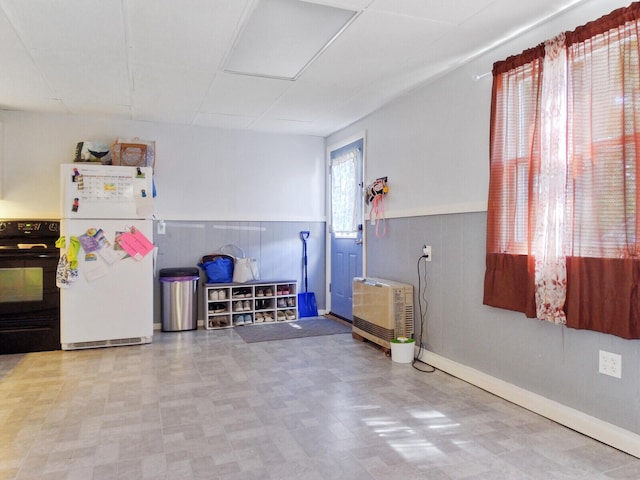 miscellaneous room featuring heating unit