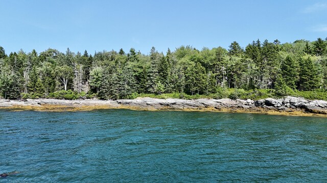 LOT003-B Long Is, Blue Hill, ME 04614