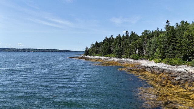 LOT003-B Long Is, Blue Hill, ME 04614