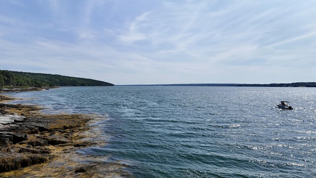 LOT003-B Long Is, Blue Hill, ME 04614