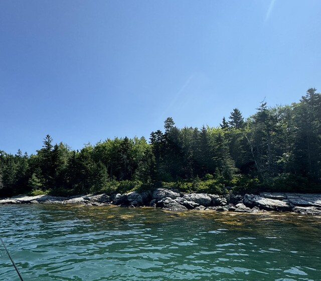 LOT003-B Long Is, Blue Hill, ME 04614
