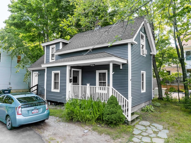 view of front of house featuring a porch