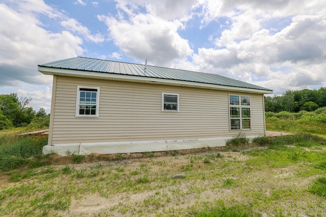 view of property exterior