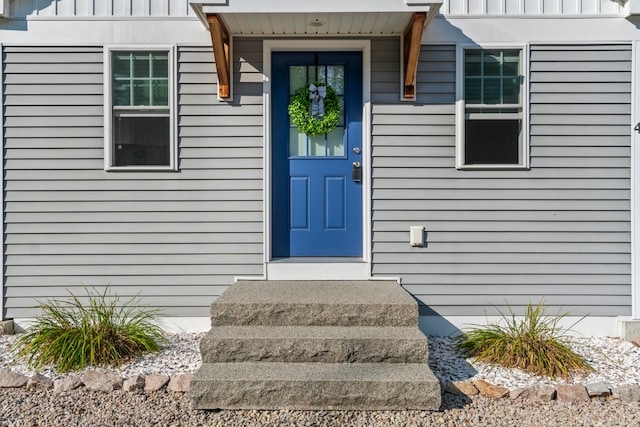 view of property entrance