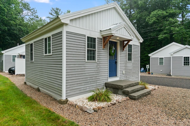 view of front of house