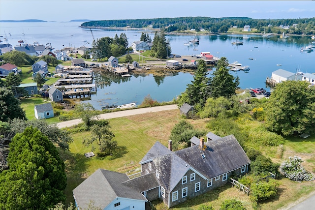 bird's eye view with a water view