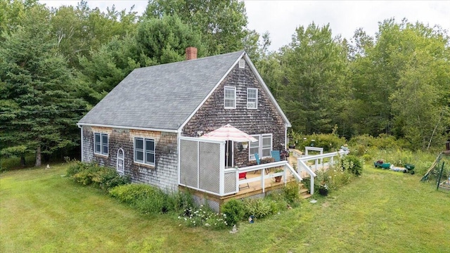 view of outdoor structure with a yard