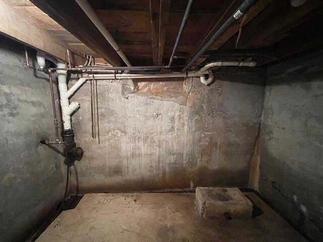38 Kingsbury Ln, Perry, ME 04667 - view of unfinished below grade area
