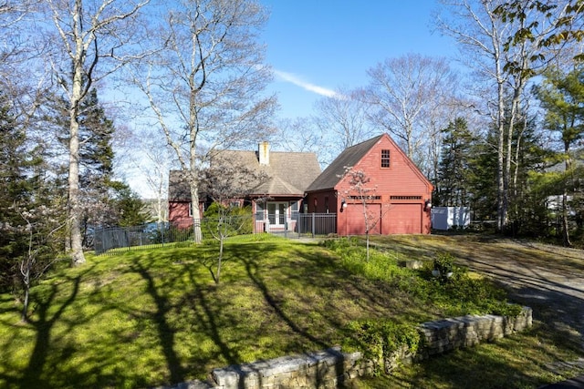 view of front of home with a front lawn