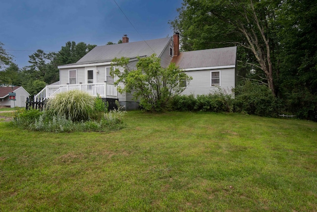 exterior space featuring a lawn