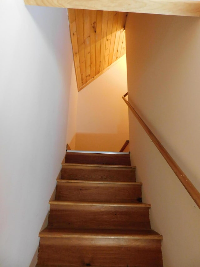 61 Sawyer Pond Highlands, Greenville, ME 04441 - view of staircase