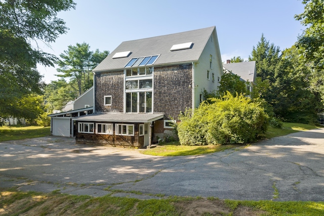 4 Wilson St, Topsham, ME 04086 - view of front of home with asphalt driveway
