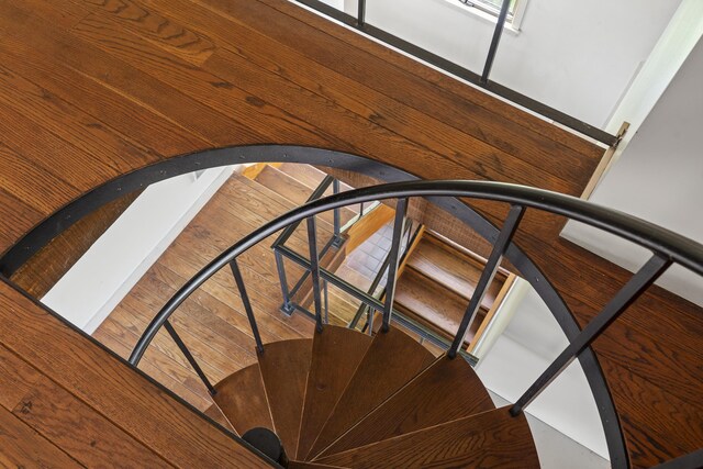 4 Wilson St, Topsham, ME 04086 - view of stairway