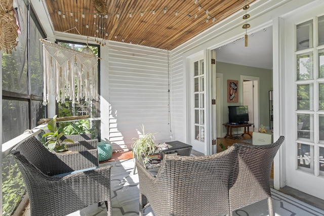 4 Wilson St, Topsham, ME 04086 - view of sunroom / solarium