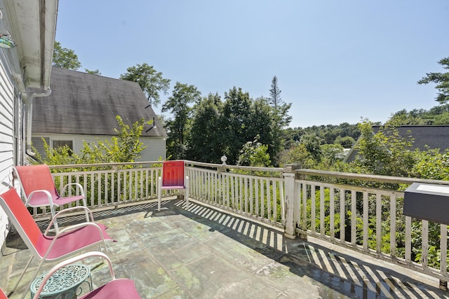 4 Wilson St, Topsham, ME 04086 - view of patio / terrace