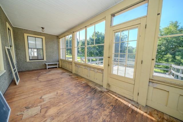 view of unfurnished sunroom