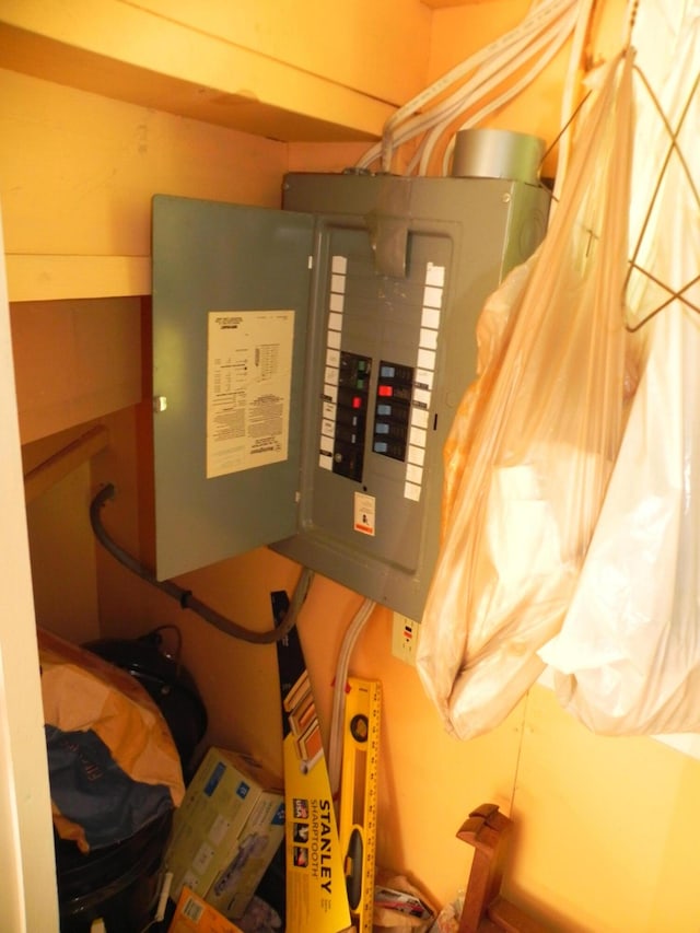 6 Sardine Way, Lubec, ME 04652 - utilities with electric panel