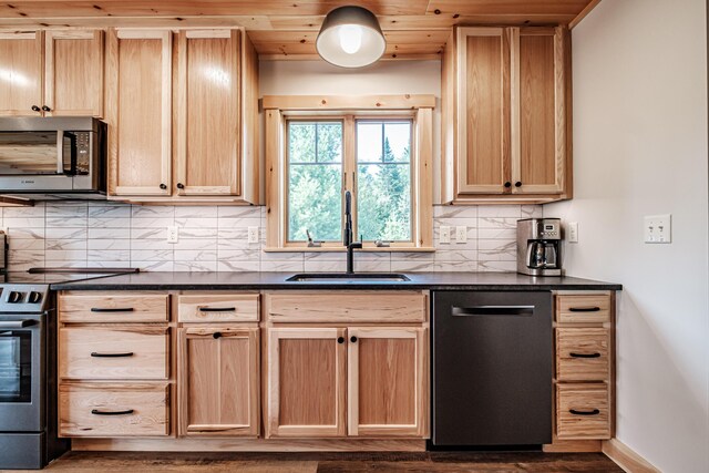 kitchen featuring decorative backsplash, appliances with stainless steel finishes, dark hardwood / wood-style flooring, sink, and wooden ceiling