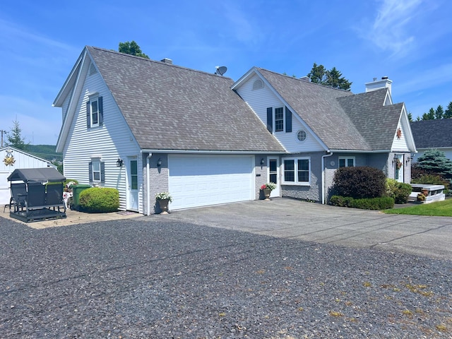 view of front facade featuring a garage