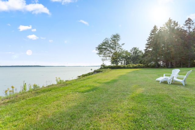 view of yard with a water view