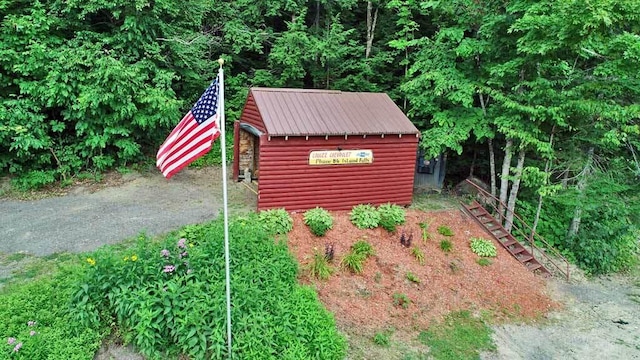 view of outbuilding