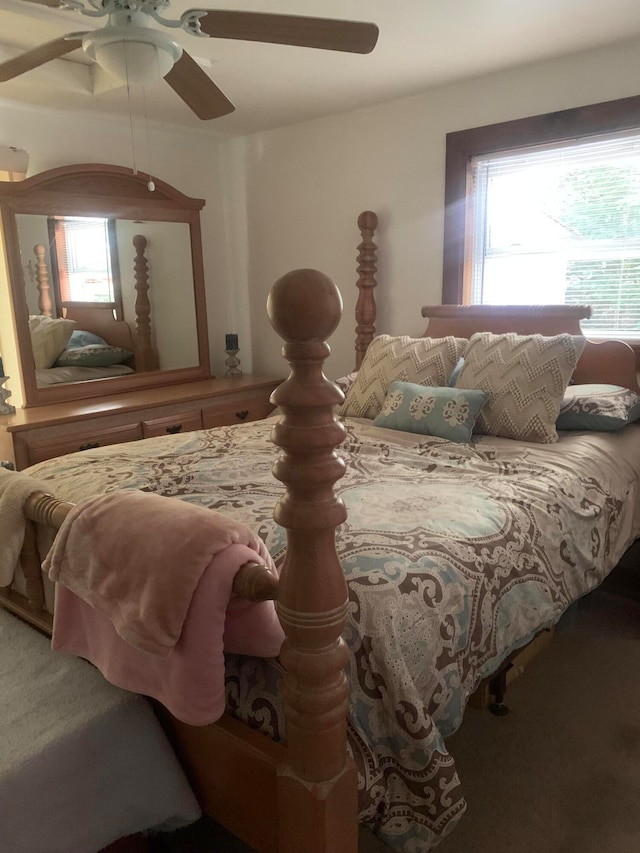 bedroom featuring ceiling fan