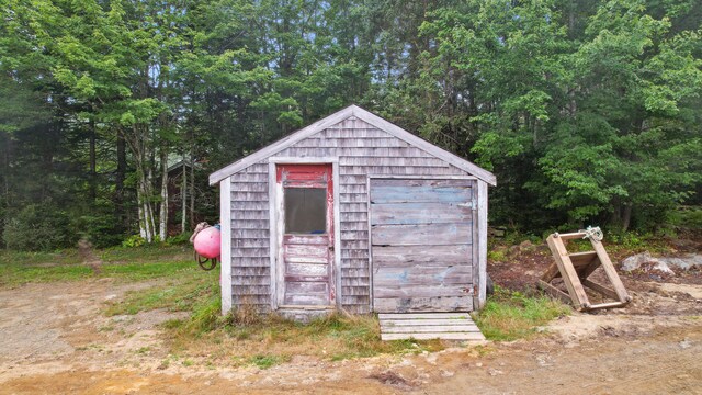 view of outbuilding