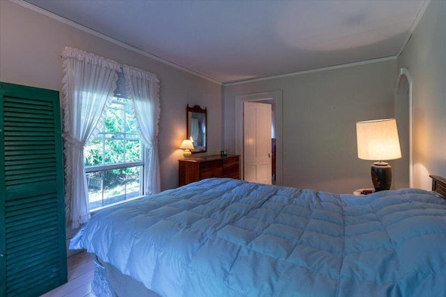 292300 Main Rd, Islesboro, ME 04848 - bedroom featuring ornamental molding and wood finished floors