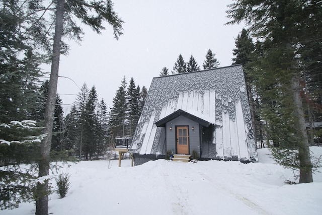 view of front of home